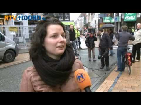 Injured in shooting in city (images)