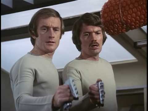 Mondbasis Alpha 1 Staffel 1 Folge 22- Das Notsignal