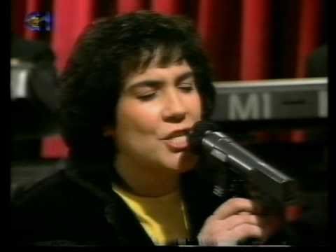 FC 1992: Dina - "Amor De Água Fresca"