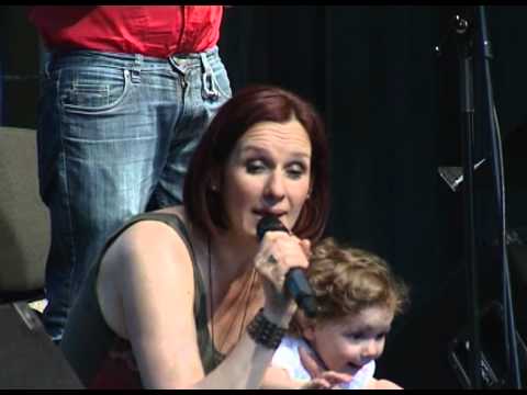 Ringató - Malek Andrea (eredeti hang)