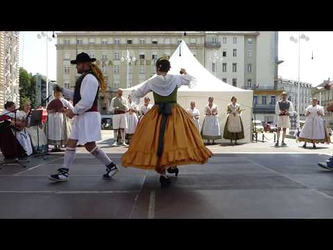 Spanish Traditional Dances - “Grup de Danses Tradicionals l'Arenilla“, Borriana, Valencia (Part 2)