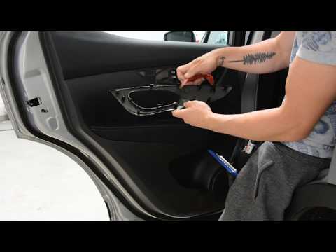 Nissan Qashqai door panel removal
