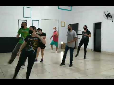 Aula de passinhos de flashback