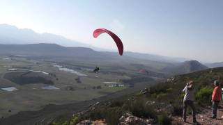 preview picture of video 'paragliding oudtshoorn'
