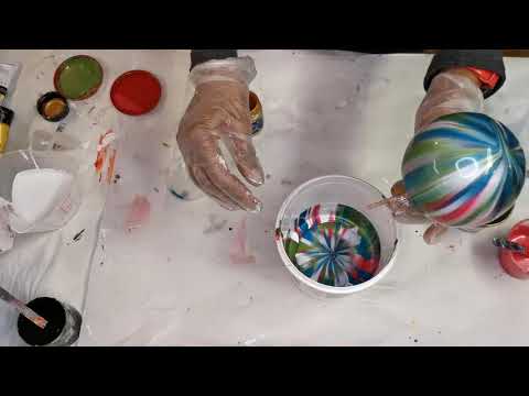 Acrylic Pouring Dip and Flip cup on Xmas baubles/Ornaments
