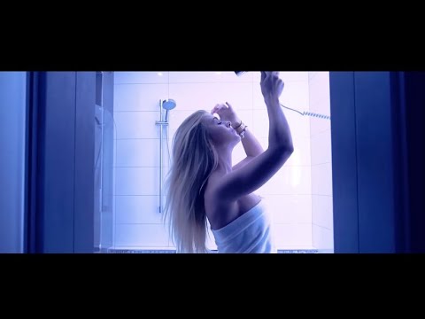 Dzsí x Awful x Dzsiiza - EscortMeló (Official Music Video)