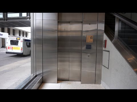 Scenic Dover / Lagerquist hydraulic elevator @ First National Bank Building, Saint Paul, MN