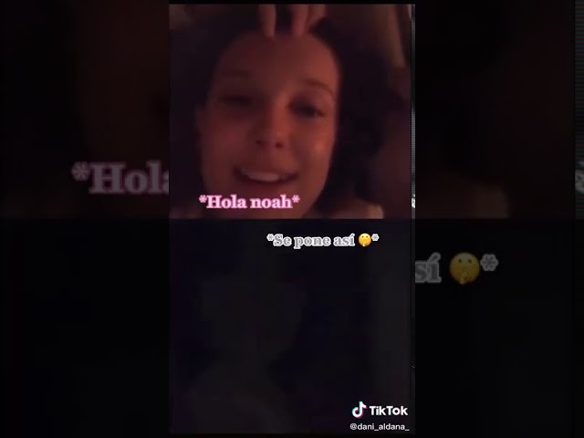 Vídeo relacionado con Noah Schnapp (Curls) Big Head. Máscara más Grande Que la Vida.