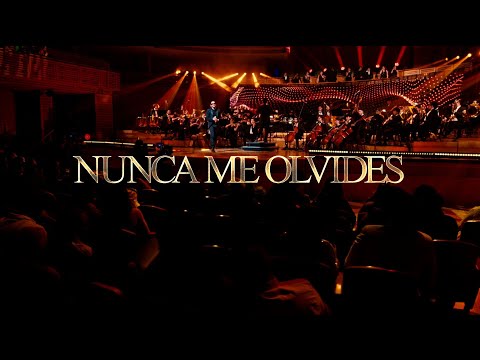 Videoclip de Nunca Me Olvides (Sinfónico En Vivo) — Yandel