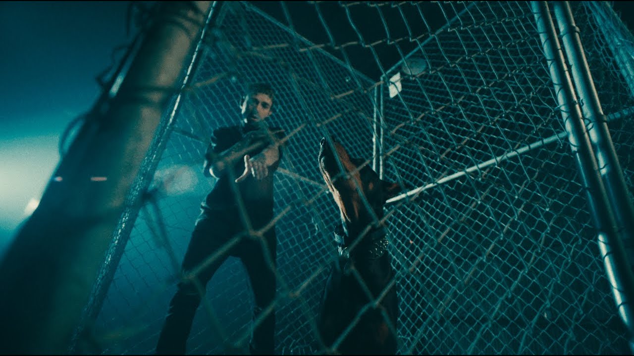 Caskey — Off The Leash