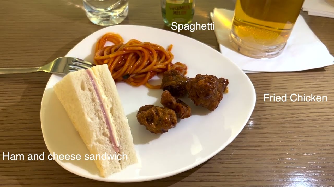 Asiana Airlines Business Class Lounge (Central) thumbnail