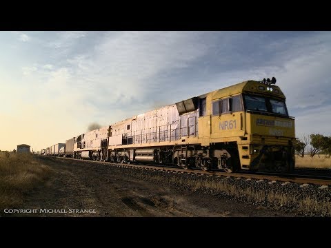 6PM6 Pacific National Intermodal Containers - PoathTV Australian Trains & Railways