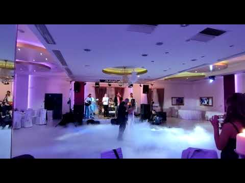 INAMORANA - Grupa Amigos ( prvi ples Ana & Josip )