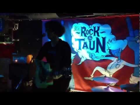 Nicolò Carnesi - Baby Building (Dente)