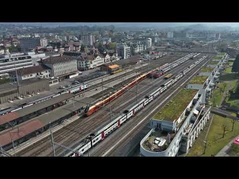 Rapperswil ist eine Kreuzungsstation des Voralpenexpress