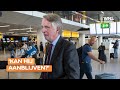 Schiphol-topman Dick Benschop doet verhaal in Kamer en Buitenhof: 'Kan hij aanblijven?'