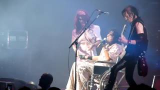 Alice Cooper   Nurse Rozetta &amp; Be My Lover  - 12.11.2010 - Dortmund