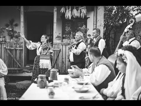 Elisabeta Guzu - Descântecul găinii (fragment din filmul Nunta Tradițională)