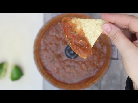 Restaurant Style Salsa Recipe- Homemade and Easy!