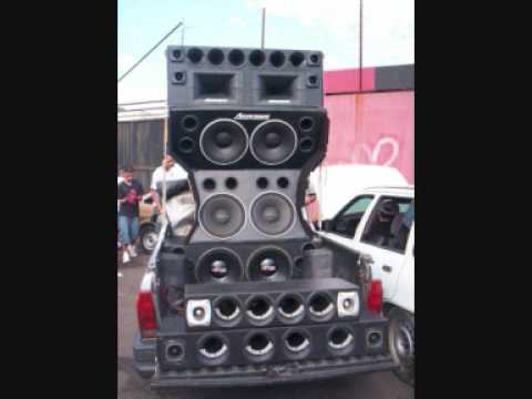 RACHA DE SOM - DJ TECO - Saveiro Do Tikinho Treme TudooO