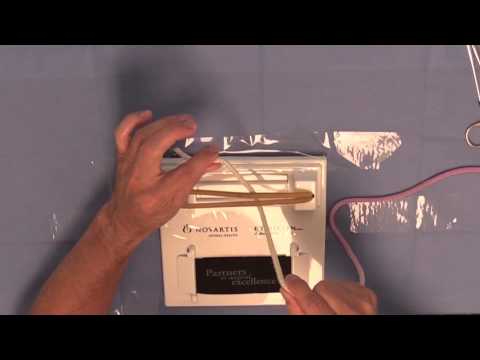 Square Knot: Two-Hand Technique Leading with the Right Hand