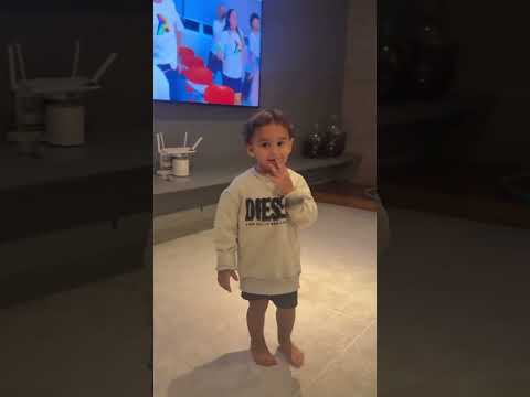 Davi dançando #emillyvickof