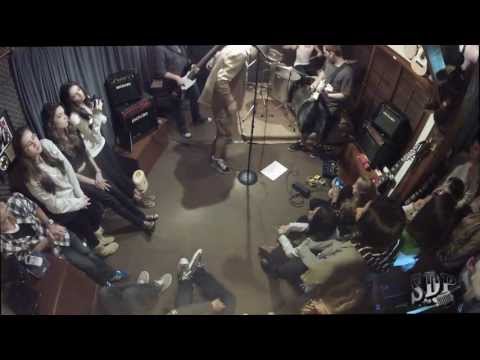 Charada - Learn To Fly (Cover)