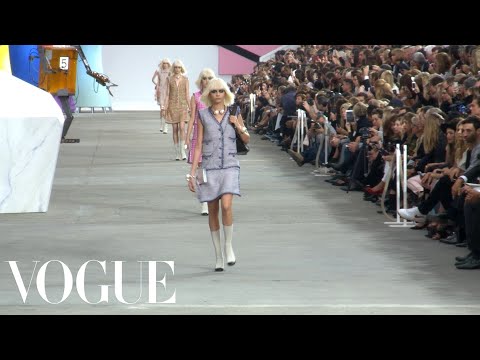 Chanel Spring 2014 Ready to Wear