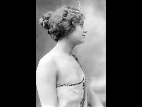 Soprano Alma Gluck ~ Chanson Indoue (1912 & 1916)