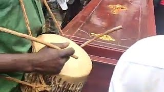 Download lagu THE DINI YA MUSAMBWA BEATS AT AN ELDERS FUNERAL. mp3