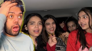 Bari Mushkil Se Gari Me Pooray Aye 😂 Bari Mushkil Se Gari Me Pooray Aye 😂