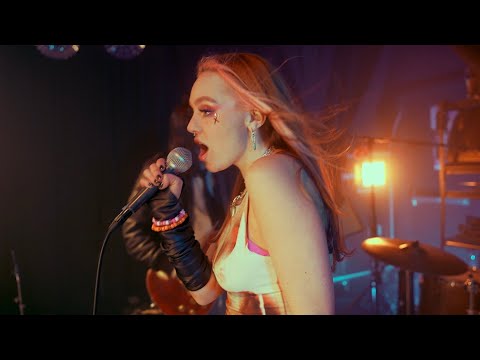 Anna Thompson & Fluencie - House (Official Video)