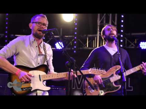 Matthew & The Atlas - Pale Sun Rose sessie op Motel Mozaique 2014