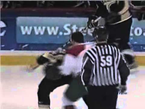 Anthony Taylor vs Simon Desmarais