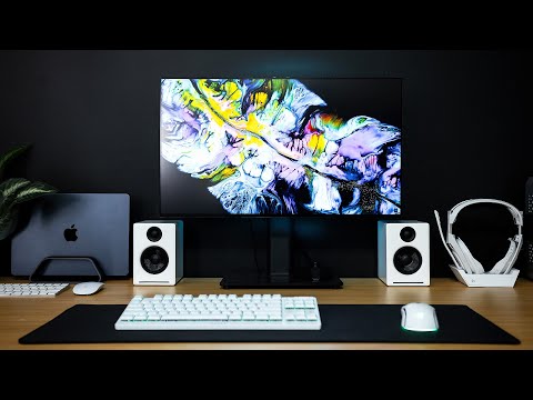 The Ultimate Mac/PC Hybrid Desk Setup!
