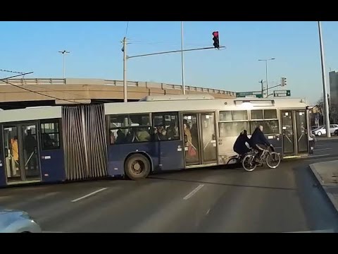 FKU-910 Bus dangerous close pass - Busz veszélyes centizése