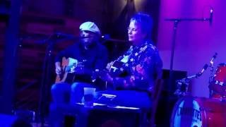 Mary Gauthier, Wheel Inside the Wheel