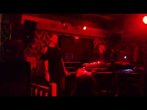 Eesti Gun ja Liisa. / Suur Vend Pubi Viljandi 2019