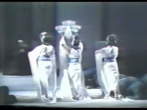 Vídeo: <cite>Turandot</cite>