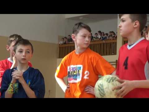 2017.03.30 Wyjątkowa lecja WF w SP 10 + Kibicuj z Klasą - akcje promocyjne KS SIARKA.