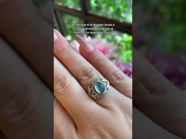 Vídeo relacionado con HARMONY BOLA Collar musical de plata de ley 925 con colgante de bailarina, violín, piano, joyería musical, regalo de cumpleaños para mujeres y niñas, Plata esterlina