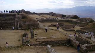 preview picture of video 'MONTE ALBAN OAXACA MEXICO.  Archaeological zone. Archeologische zone.'