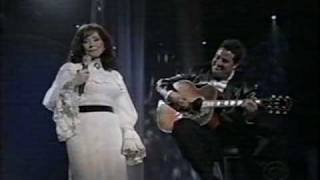 Loretta Lynn with Vince Gill - Miss Being Mrs. (LIVE)