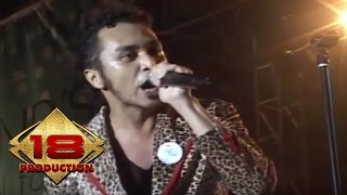 Download lagu NIDJI - Biarlah (Live Konser Surabaya 2 Juli 2011) mp3 Download lagu NIDJI - Biarlah (Live Konser Surabaya 2 Juli 2011) mp3