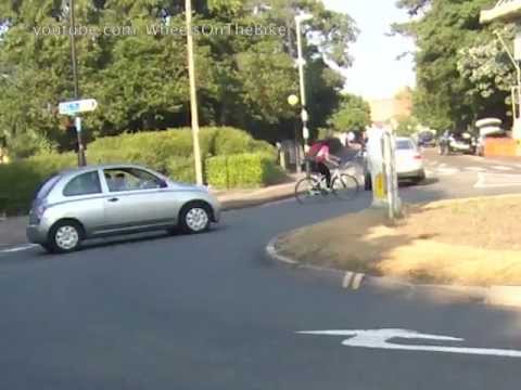 Silly Cyclist or left hook by car? (VU02MFN)