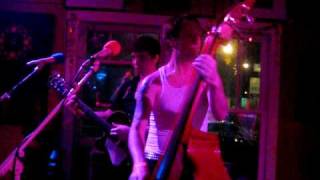 The Howdies - LIVE! - Take It Easy Mama &amp; Can&#39;t Stop Drinkin&#39; About You