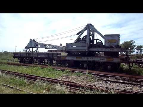 ESTACION PIEDRA SOLA.DOS GRUAS MANUALES.