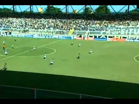 Macaé 0 x 3 Botafogo  18/02/2012 - Gol de  Herrera