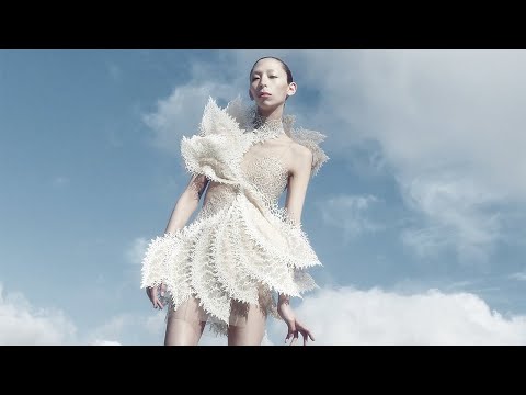 Iris Van Herpen | Haute Couture Fall Winter 2021/2022 | Digital