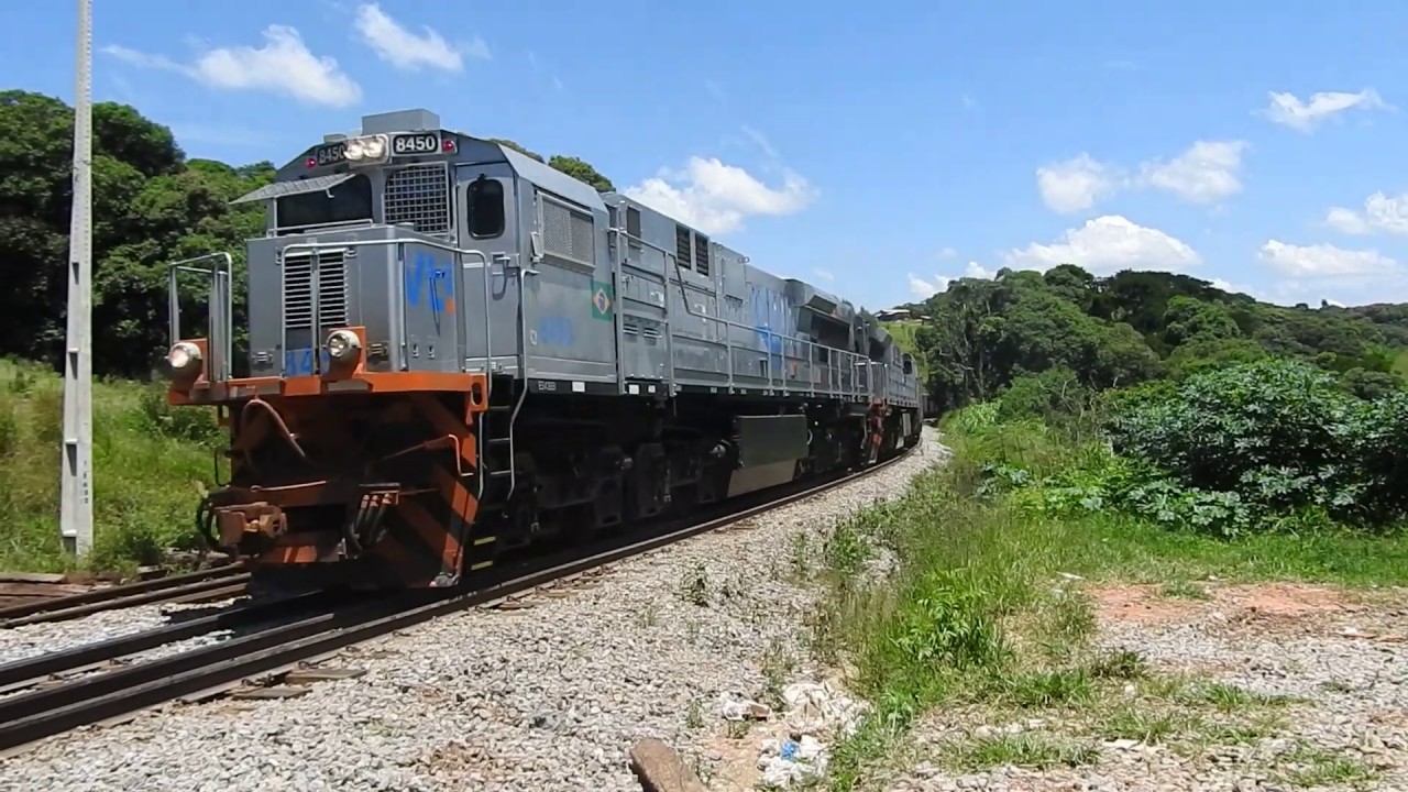 GE ES43BBi VLi 8450 com helper da rumo